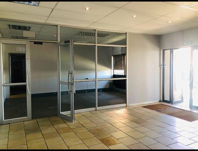 BUSINESS PROPERTY TO RENT IN BENDOR